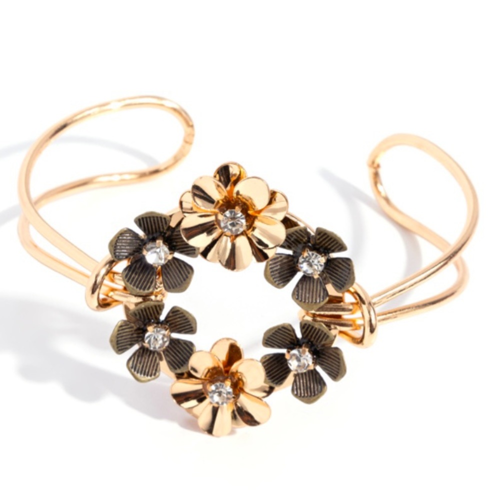 Genuine Garden - Gold Bracelet